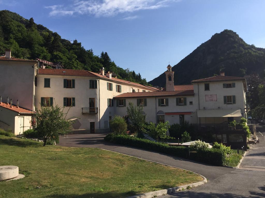 Le Prieure Hotell Saint-Dalmas-de-Tende Exteriör bild